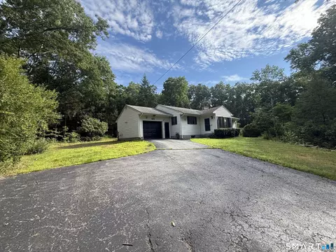 Exterior - 421 Modock Rd, Putnam, CT 06260 photo 15 of 15