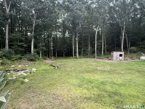 Exterior - 421 Modock Rd, Putnam, CT 06260 photo 7 of 15