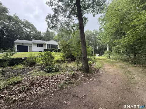 Exterior - 421 Modock Rd, Putnam, CT 06260 photo 14 of 15