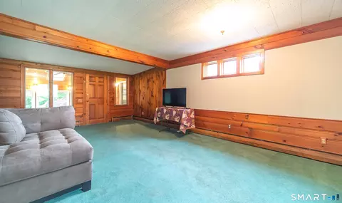 Living - 25 Lynn Dr, Wallingford, CT 06492 photo 3 of 3