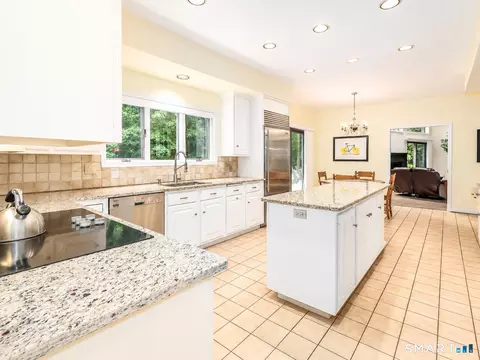 Kitchen - 5 Dry River Ct, Redding, CT 06896 photo 2 of 3