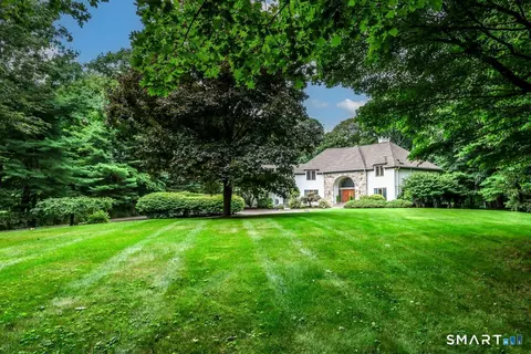 Exterior - 5 Dry River Ct, Redding, CT 06896 photo 6 of 6
