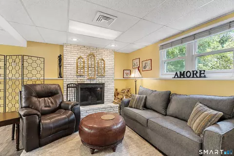 Living - 25 Booth Ter, Hamden, CT 06518 photo 5 of 6