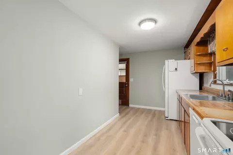 53 Jan Dr, Hebron, CT 06248 photo 6