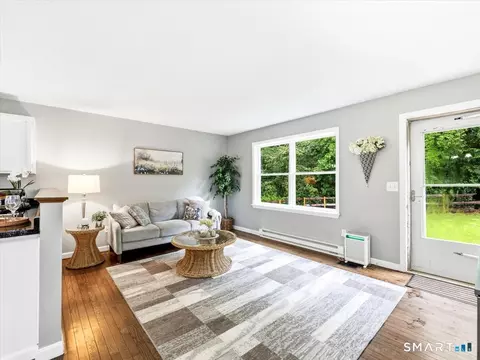 Living - 816 Gibson Hill Rd, Sterling, CT 06377 photo 3 of 4