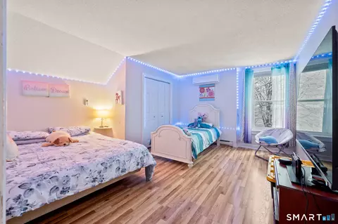 Bedroom - 278 Thompsonville Rd, Suffield, CT 06078 photo 5 of 5