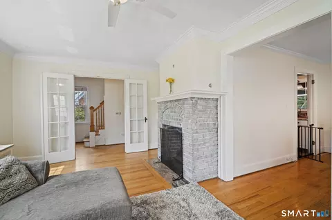 Entry Way - 30 Wright Rd, Wethersfield, CT 06109 photo 2 of 4