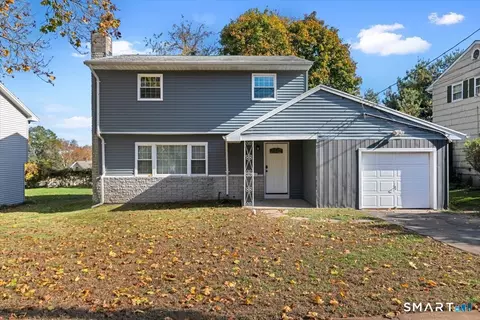 Exterior - 114 Daniel Rd, Hamden, CT 06517 photo 4 of 6