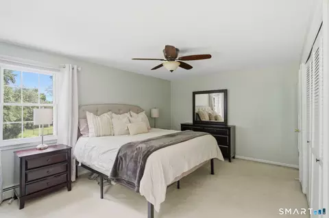 Bedroom - 61 Broadleaf Cir, Windsor, CT 06095 photo 4 of 5