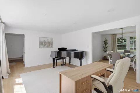 Other - 61 Broadleaf Cir, Windsor, CT 06095 photo 1 of 6