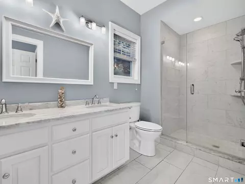 Bath - 9 Bellstone Ave, Westbrook, CT 06498 photo 2 of 3
