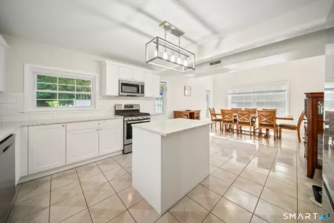 Kitchen - 16 Juggernaut Rd, Prospect, CT 06712 photo 5 of 5