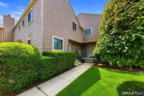 60 Engine House Rd #C, Stratford, CT 06614