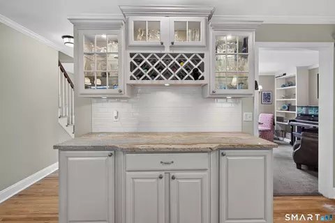 Kitchen - 2 Oleander Dr, Clinton, CT 06413 photo 3 of 5