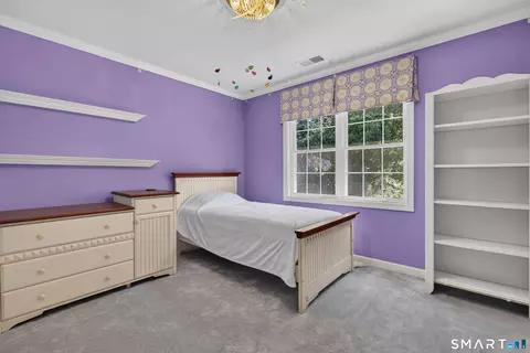 Bedroom - 2 Oleander Dr, Clinton, CT 06413 photo 4 of 4