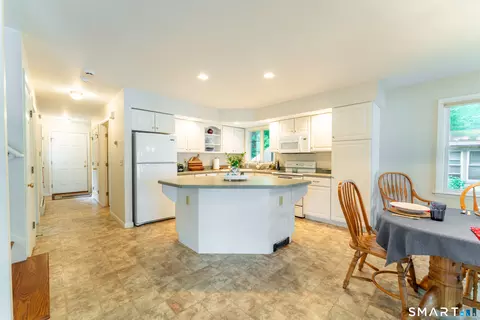 Kitchen - 188 Laurel Point Rd, Killingly, CT 06241 photo 3 of 3