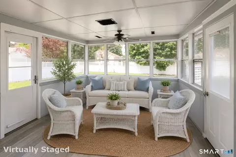 Exterior - 28 E Clover Cir, Hamden, CT 06514 photo 4 of 5