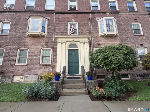 23 Rowsley St #2, Bridgeport, CT 06605