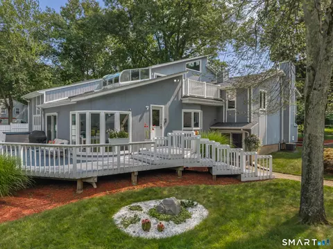 Exterior - 940 Durham Rd, Wallingford, CT 06492 photo 7 of 12