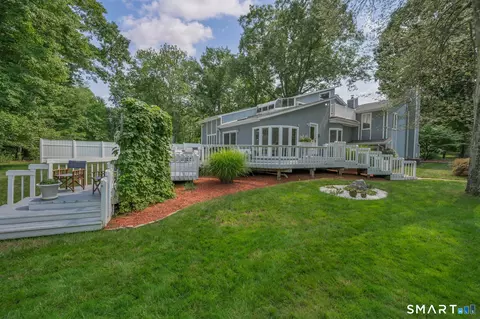Exterior - 940 Durham Rd, Wallingford, CT 06492 photo 8 of 12