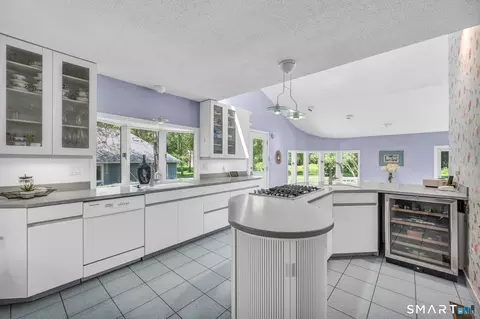 Kitchen - 940 Durham Rd, Wallingford, CT 06492 photo 2 of 3