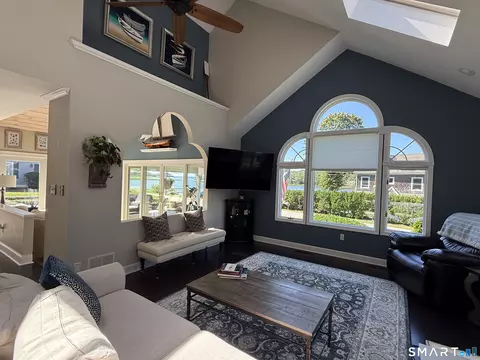 64 Old Black Point Rd, Niantic, CT 06357 photo 4
