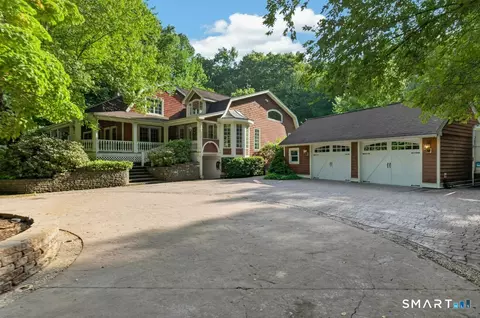 390 Three Mile Rd, Glastonbury, CT 06033