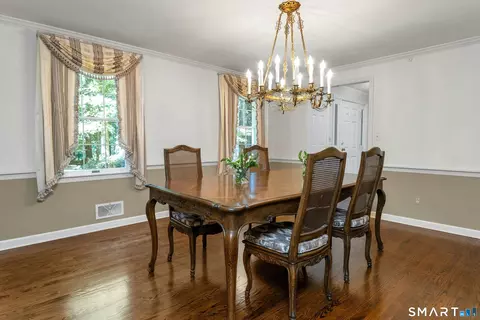 Dining - 45 E Common Rd, Easton, CT 06612 photo 1 of 1