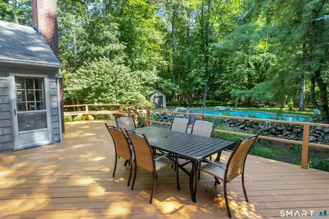 Exterior - 45 E Common Rd, Easton, CT 06612 photo 3 of 7
