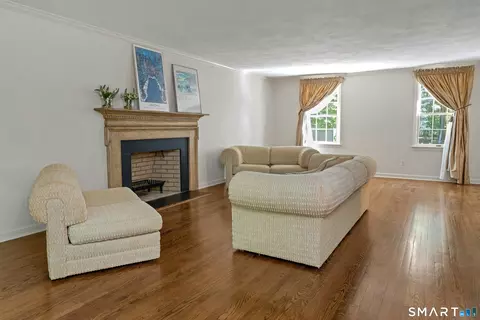 Living - 45 E Common Rd, Easton, CT 06612 photo 1 of 4