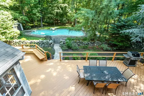 Exterior - 45 E Common Rd, Easton, CT 06612 photo 4 of 7