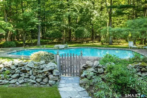 Exterior - 45 E Common Rd, Easton, CT 06612 photo 5 of 7