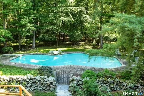 Exterior - 45 E Common Rd, Easton, CT 06612 photo 7 of 7