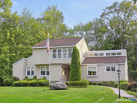 100 Mulcahy Dr, East Hartford, CT 06118