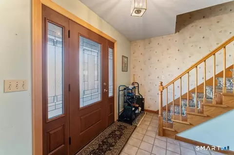 Entry Way - 41 Margaret Henry Rd, Killingly, CT 06239 photo 2 of 3
