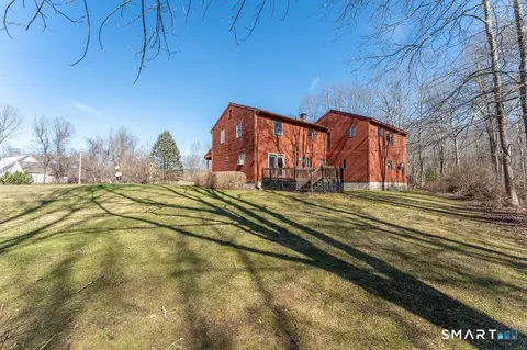 Exterior - 41 Margaret Henry Rd, Killingly, CT 06239 photo 10 of 12