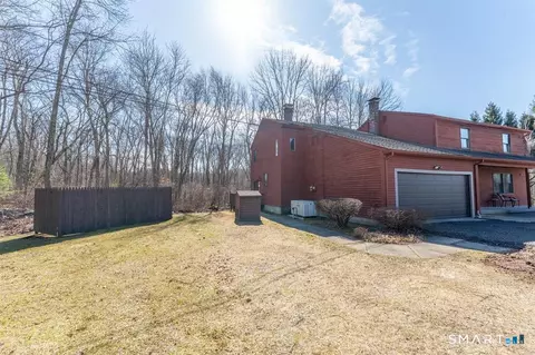 Exterior - 41 Margaret Henry Rd, Killingly, CT 06239 photo 4 of 12