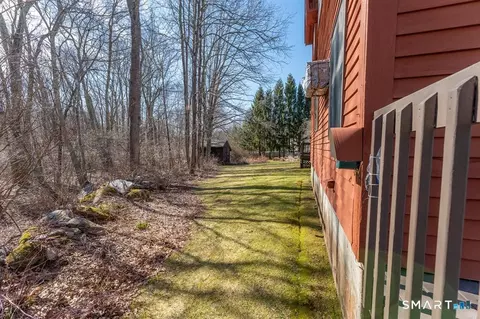 Exterior - 41 Margaret Henry Rd, Killingly, CT 06239 photo 6 of 12