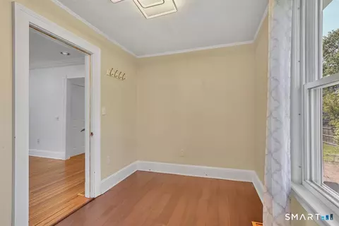 Entry Way - 349 Nott St, Wethersfield, CT 06109 photo 2 of 2