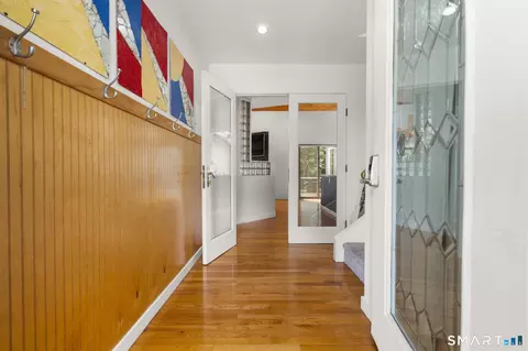 Entry Way - 184 Bear Path Rd, Hamden, CT 06514 photo 1 of 3