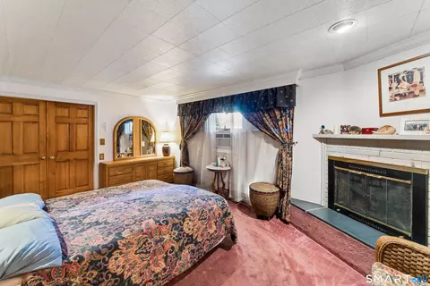 Bedroom - 77 Algonquin Trl, Sandy Hook, CT 06482 photo 1 of 3