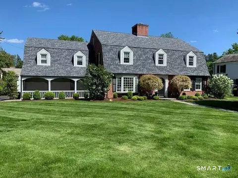 28 Colony Rd, West Hartford, CT 06117