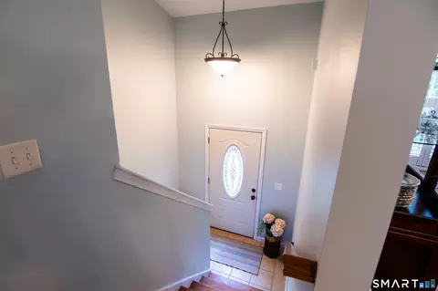 Entry Way - 84 Juniper Way, Brooklyn, CT 06234 photo 2 of 4