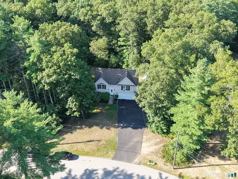 View/Area - 84 Juniper Way, Brooklyn, CT 06234 photo 1 of 2