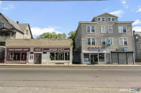 669 E Main St, Waterbury, CT 06702