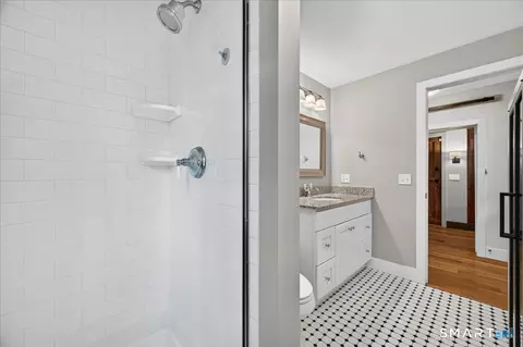 Bath - 29 Union St, Deep River, CT 06417 photo 1 of 3