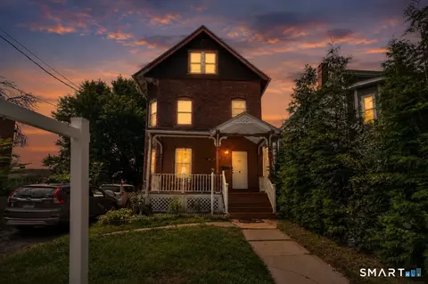 37 Capen St, Hartford, CT 06120