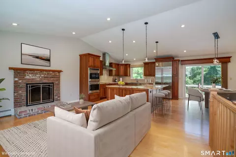 Living - 43 High St, Windsor, CT 06095 photo 5 of 7