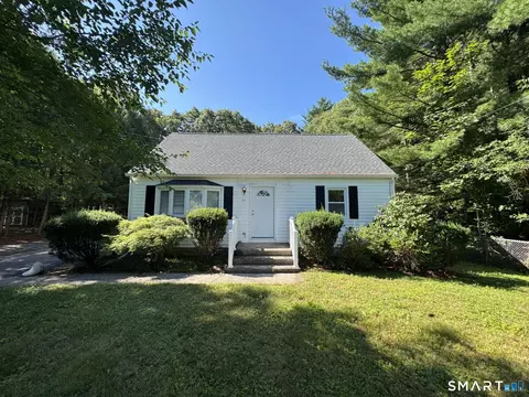 60 Union St, Plantsville, CT 06479