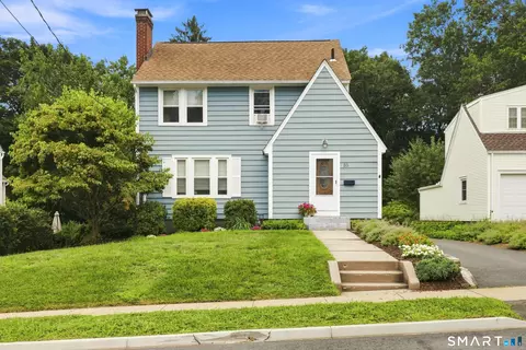 85 Tanner St, Manchester, CT 06042